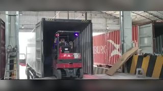  Professional Packing and Loading for Safe Worldwide Delivery